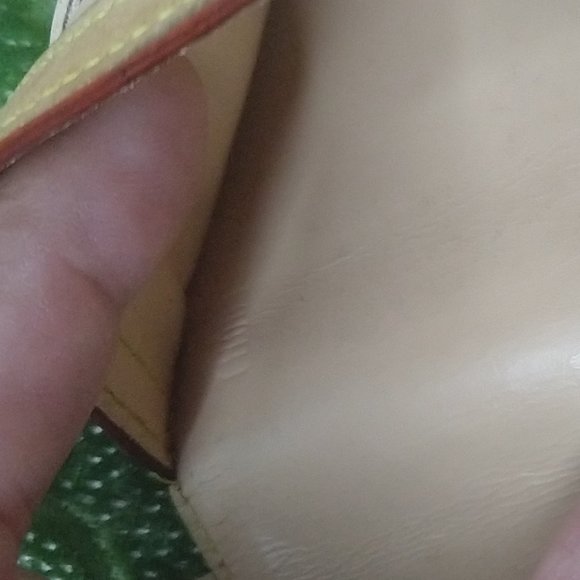 Louis Vuitton Multicolor International Wallet - Picture 13 of 16